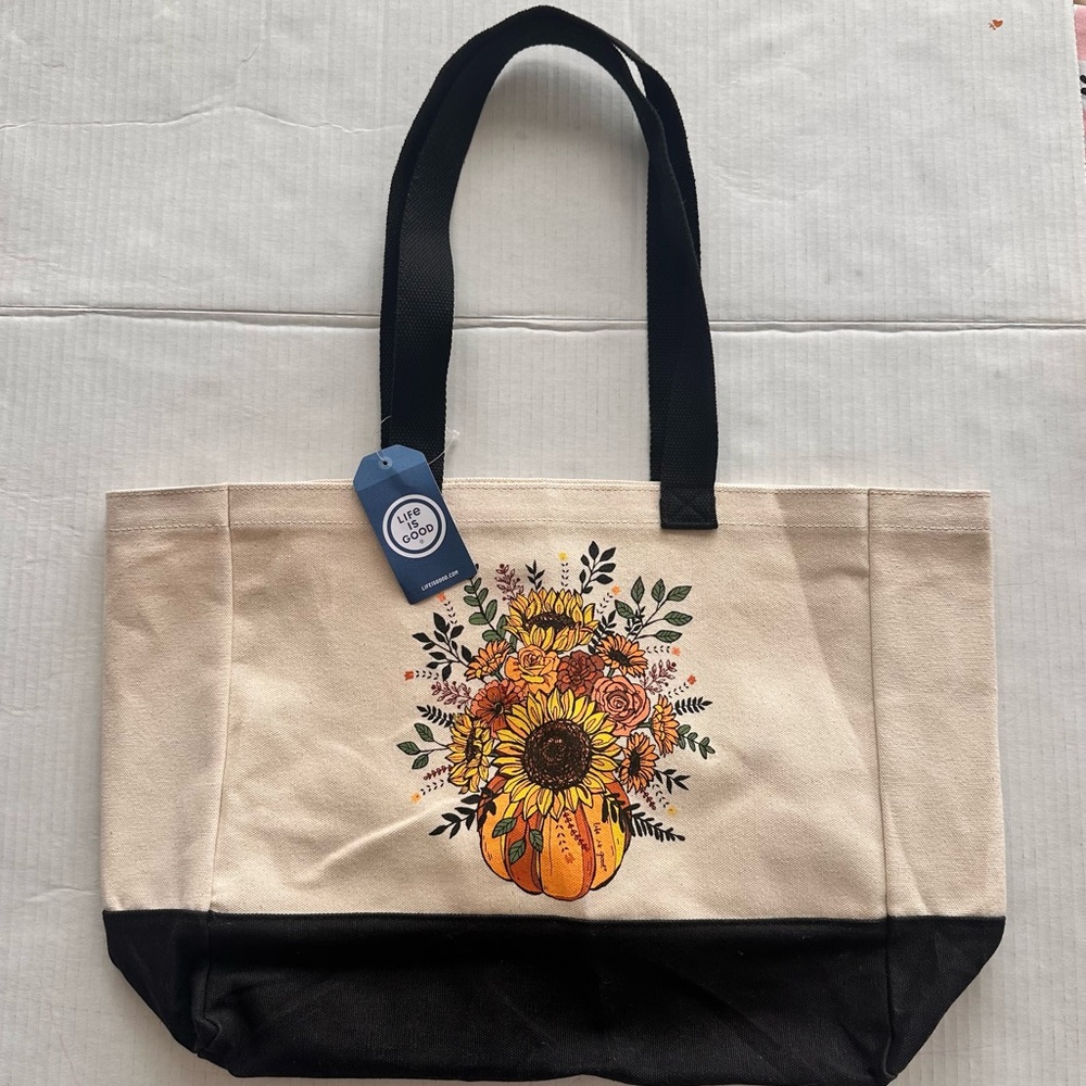 Life is Good Fall Pumpkin Floral Canvas Tote – NWT 🍂🎃🌻